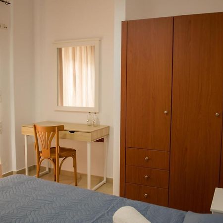 Ferienwohnung Sun Βy Τhe Sea 100M From The Beach Agia Pelagia  Exterior foto