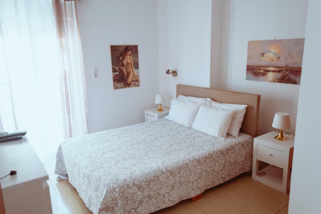 Ferienwohnung Sun Βy Τhe Sea 100M From The Beach Agia Pelagia  Exterior foto