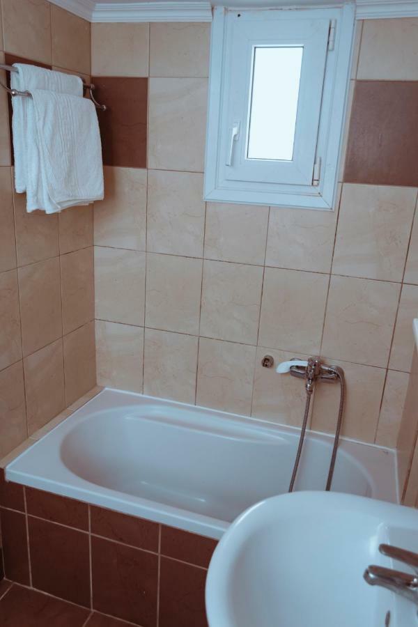 Ferienwohnung Sun Βy Τhe Sea 100M From The Beach Agia Pelagia  Exterior foto