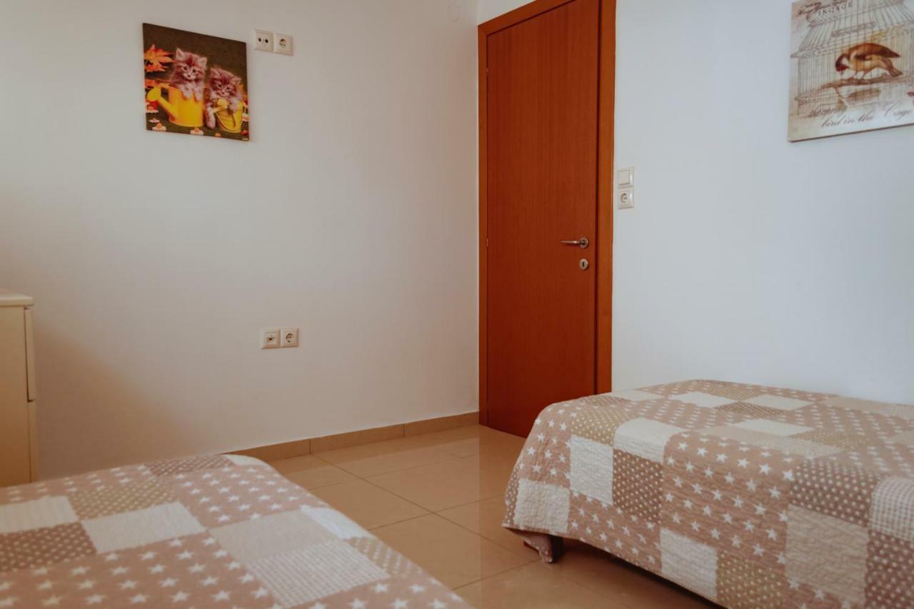 Sun Βy Τhe Sea 100M From The Beach Agia Pelagia  Exterior foto
