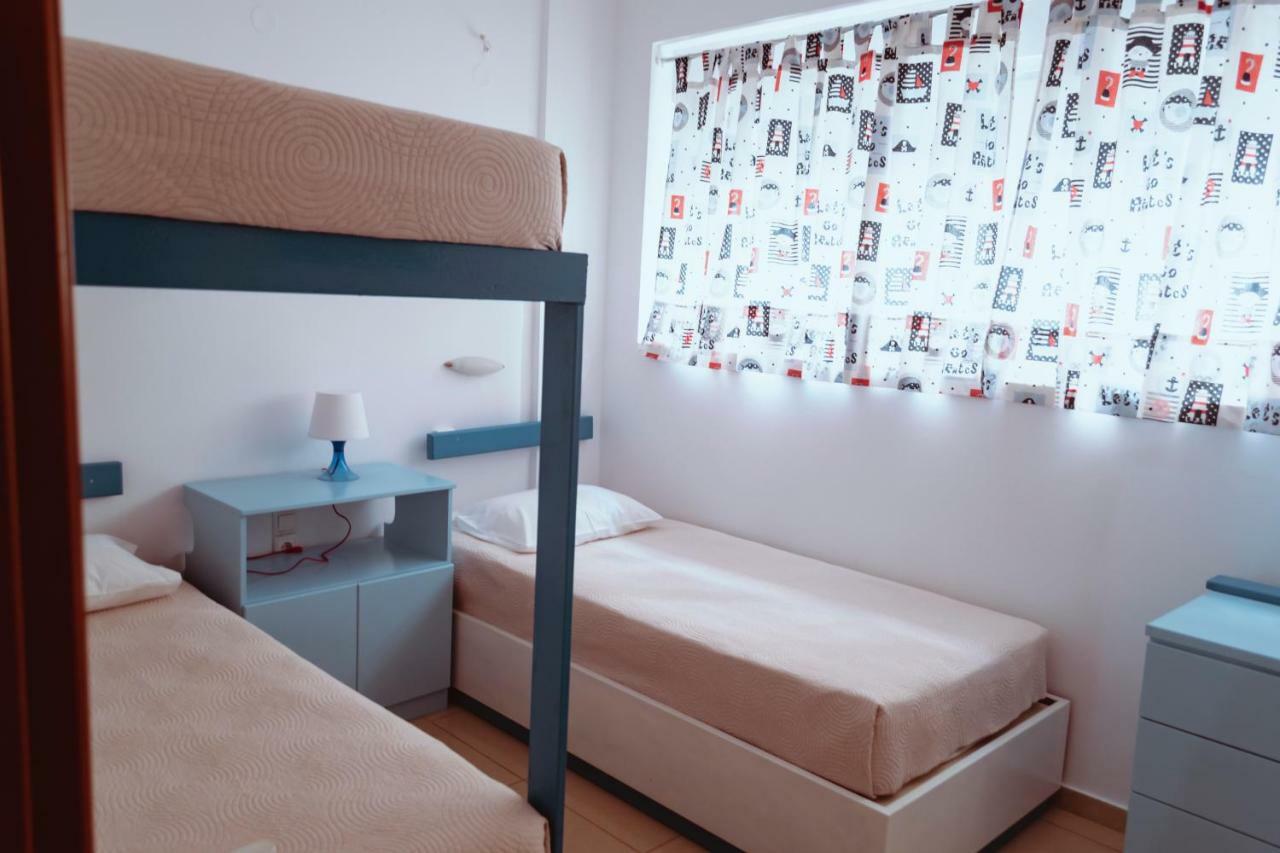 Ferienwohnung Sun Βy Τhe Sea 100M From The Beach Agia Pelagia  Exterior foto